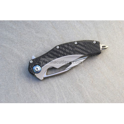 Microtech Matrix Titanium Handle Hand Rubbed Satin Carbon Fiber Scales