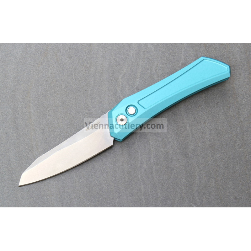 Protech Oligarch Auto Blue Stonewash Magnacut Pearl Button